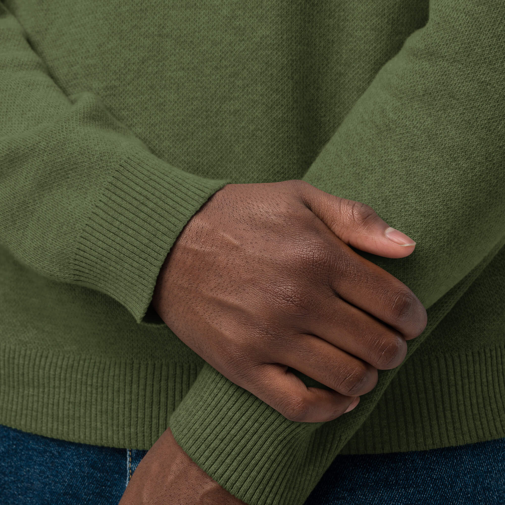 Strickpullover Produktdetails – Hochwertige Strickqualität und weiche Haptik – Nachhaltig gefertigt von famora-style
