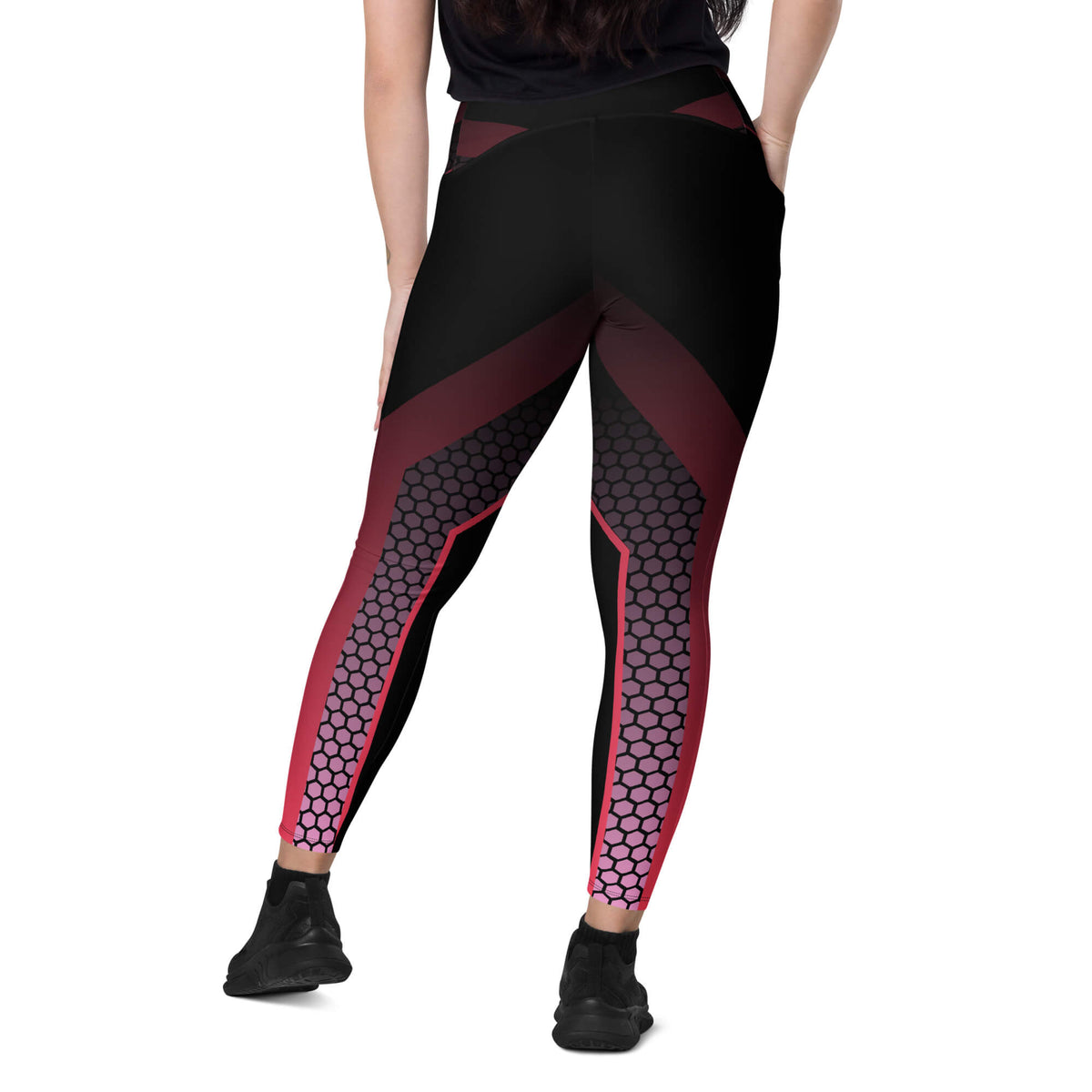 Rückansicht der Leggings mit hohem Bund und Wabenmuster in Schwarz, Bordeaux und Pink am Model