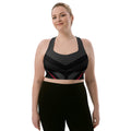 Vorderansicht des Longline-Sport-BHs mit geometrischem Muster am Model mit zusammengebundenen Haaren
