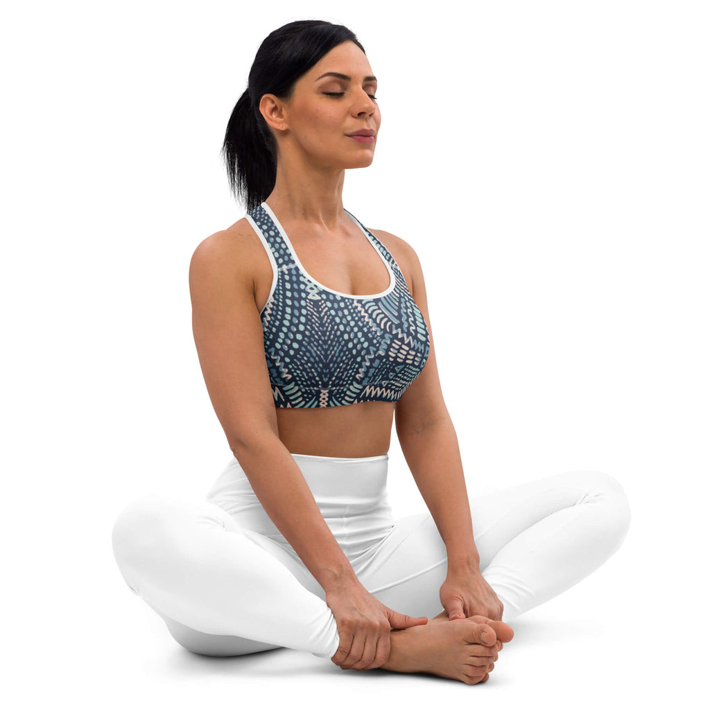 Soft Power Sport-BH – Vorderansicht – Gepolsterter Racerback Sport-BH für Yoga & Training
