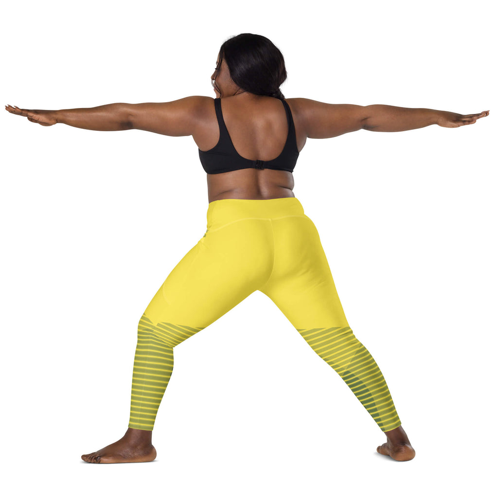 Sonnenkraft Leggings Rückansicht – Krieger-Pose Yoga aktive Frauen 50+ | famora-style