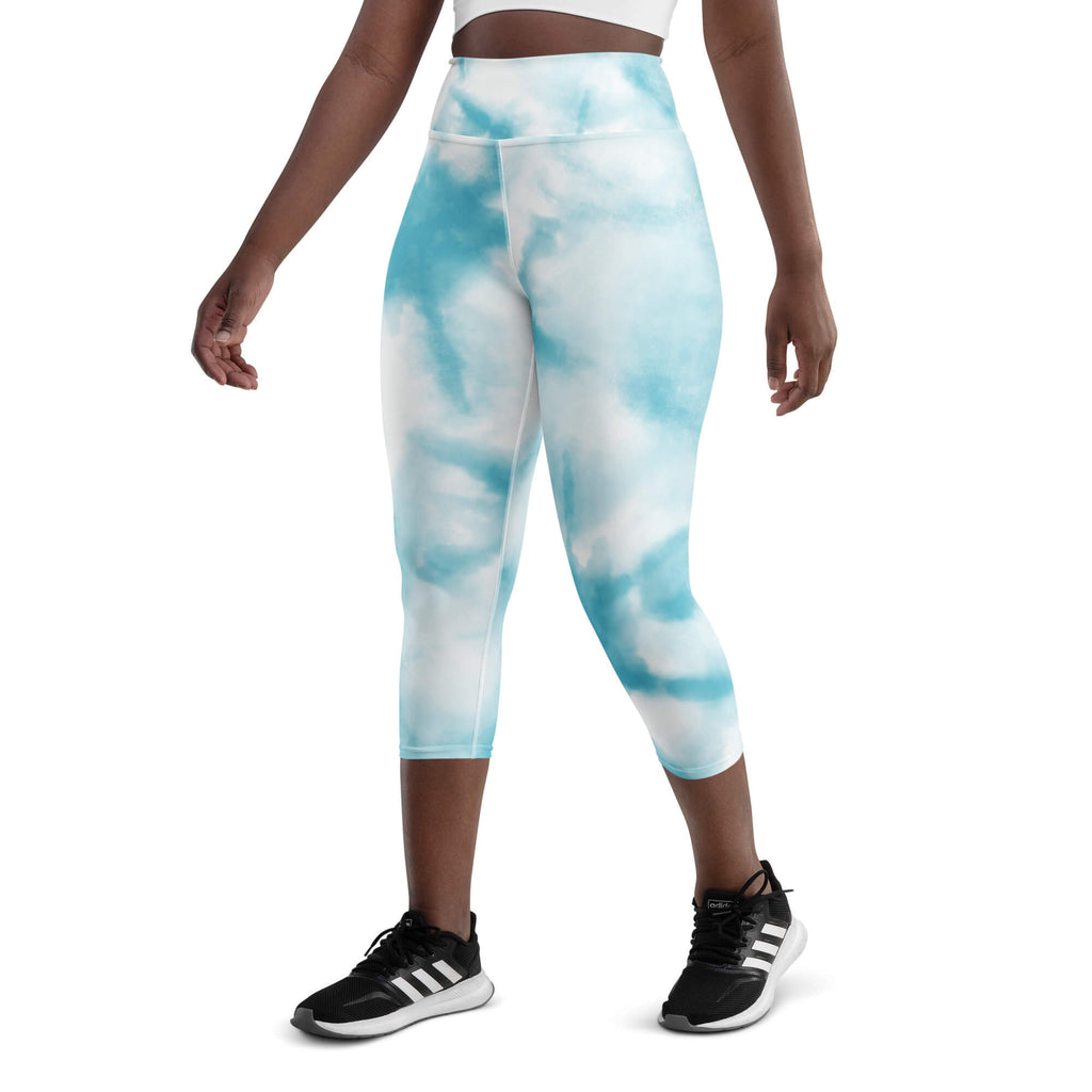 Stille Weide Capri Leggings Seitenansicht – nachhaltige Sportleggings für aktive Frauen