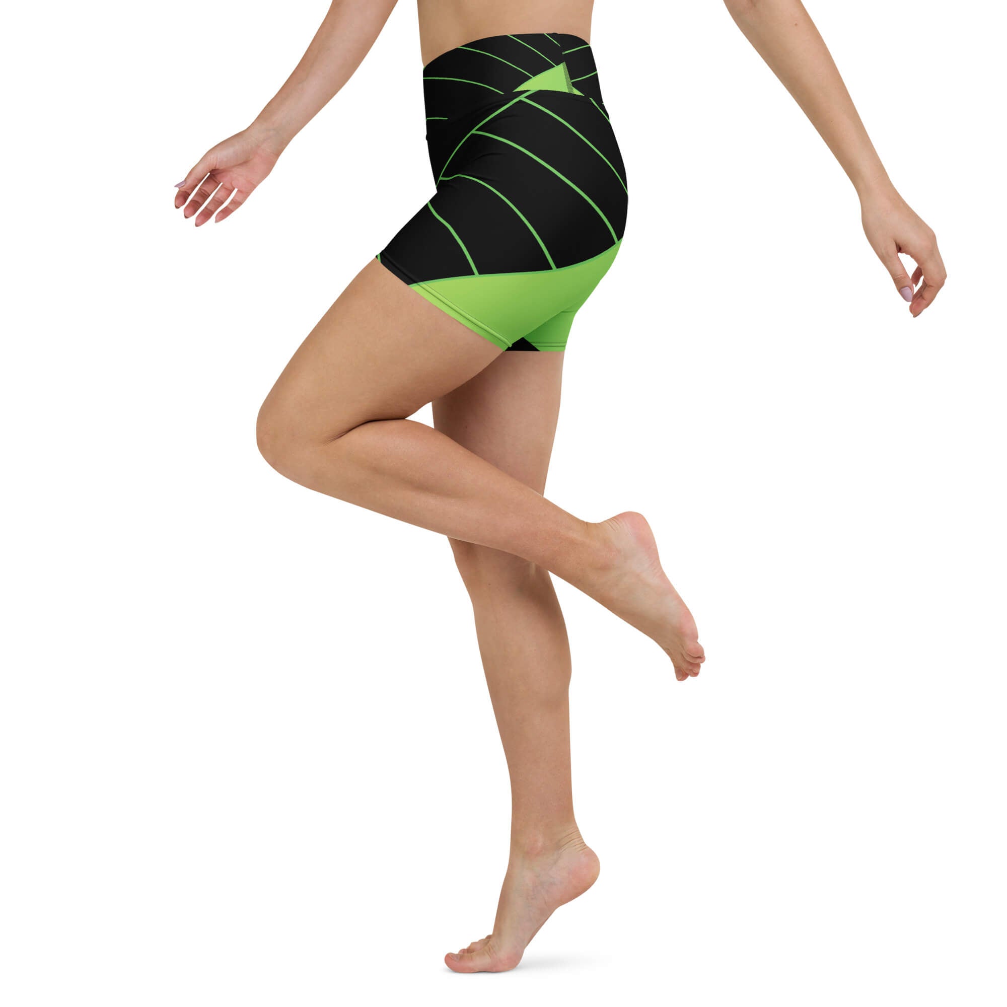 Waldkraft Yoga Shorts Schwarz-Grün Seitenansicht – elastischer Hochbund für maximalen Halt | Famora-Stil